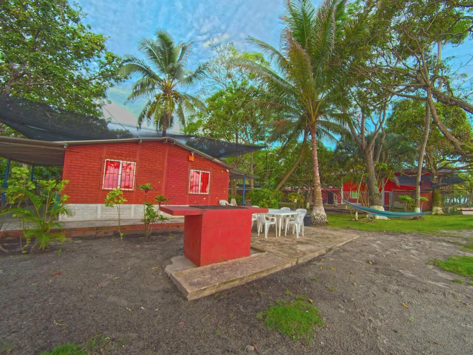 Las Cabanas De Mario Necoclí Eksteriør bilde